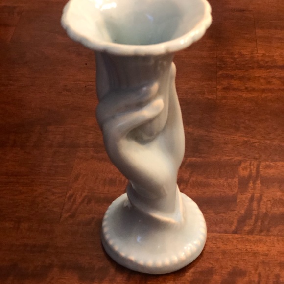 Shawnee USA Pottery Baby Blue Hand Vase - Picture 2 of 9